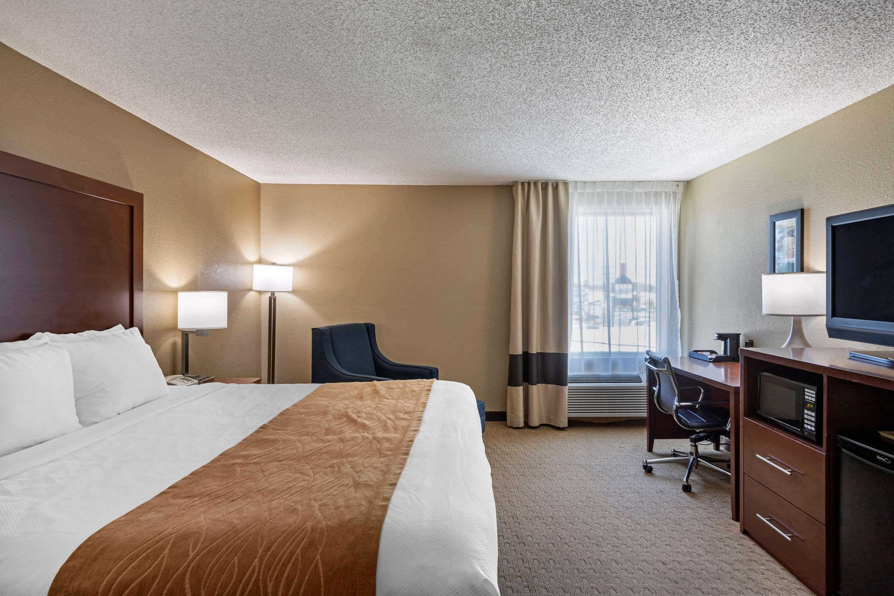נורת' מירטל ביץ' Comfort Inn N Myrtle Beach Barefoot Landing מראה חיצוני תמונה
