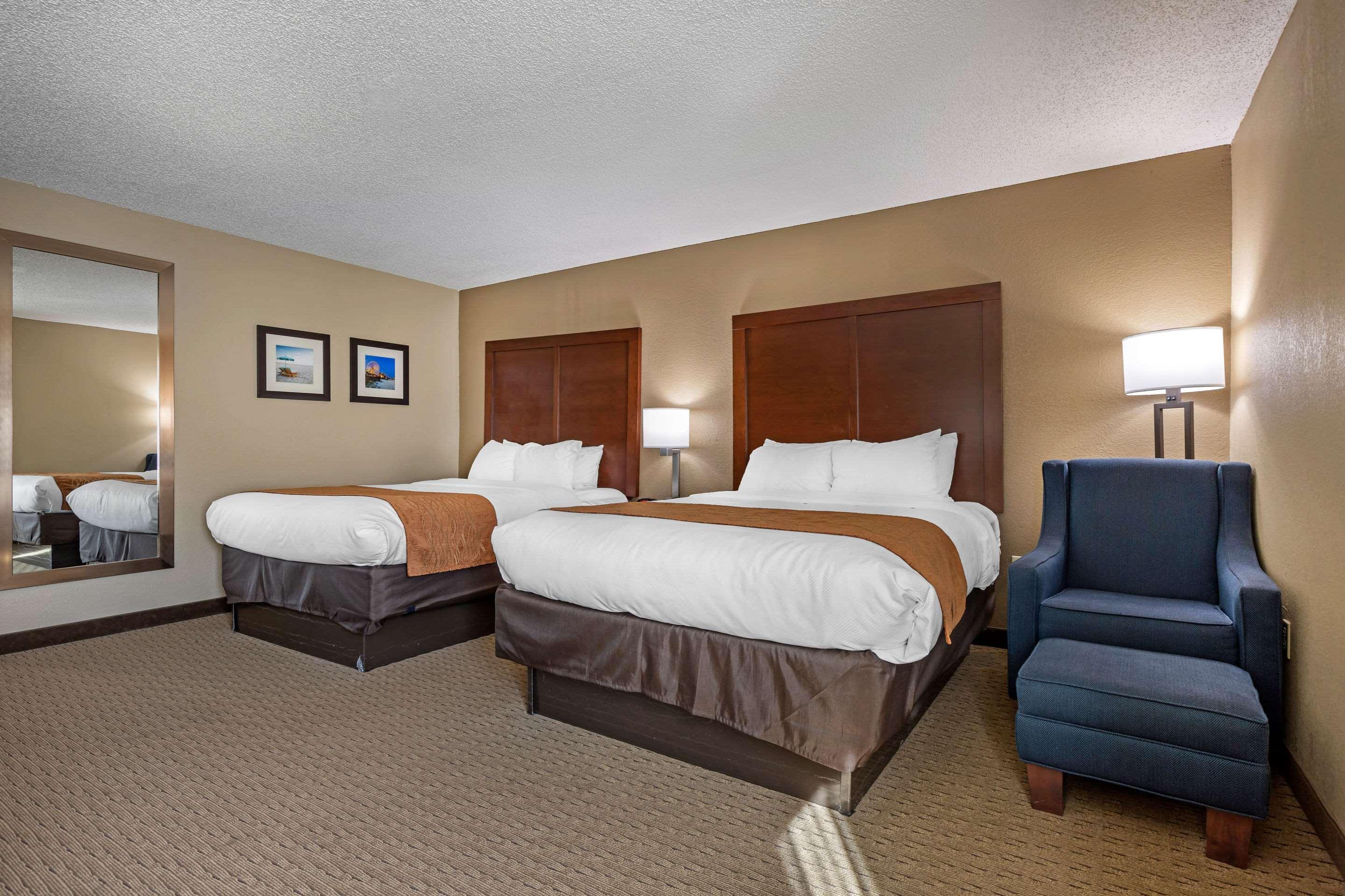 נורת' מירטל ביץ' Comfort Inn N Myrtle Beach Barefoot Landing מראה חיצוני תמונה