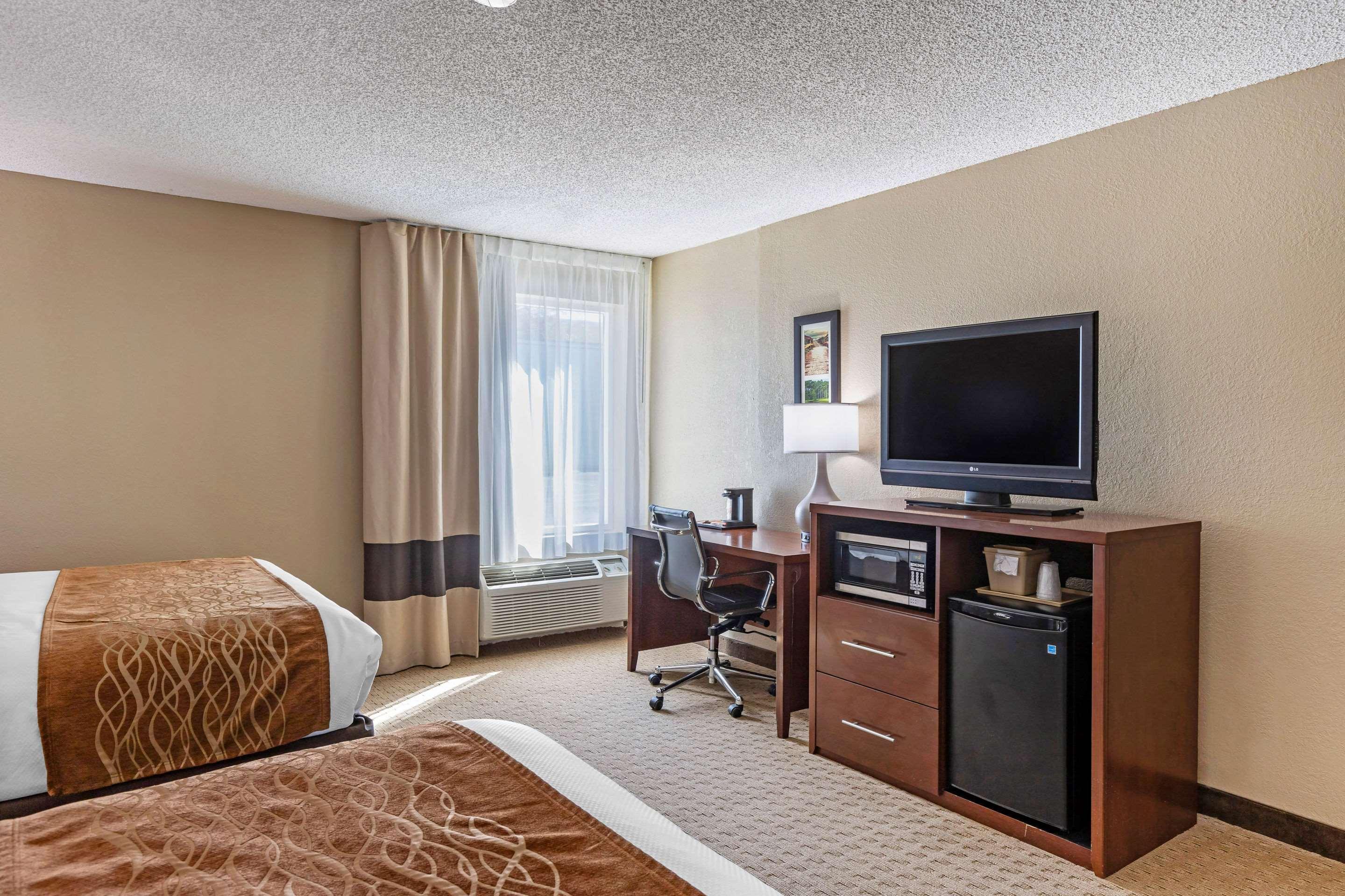 נורת' מירטל ביץ' Comfort Inn N Myrtle Beach Barefoot Landing מראה חיצוני תמונה